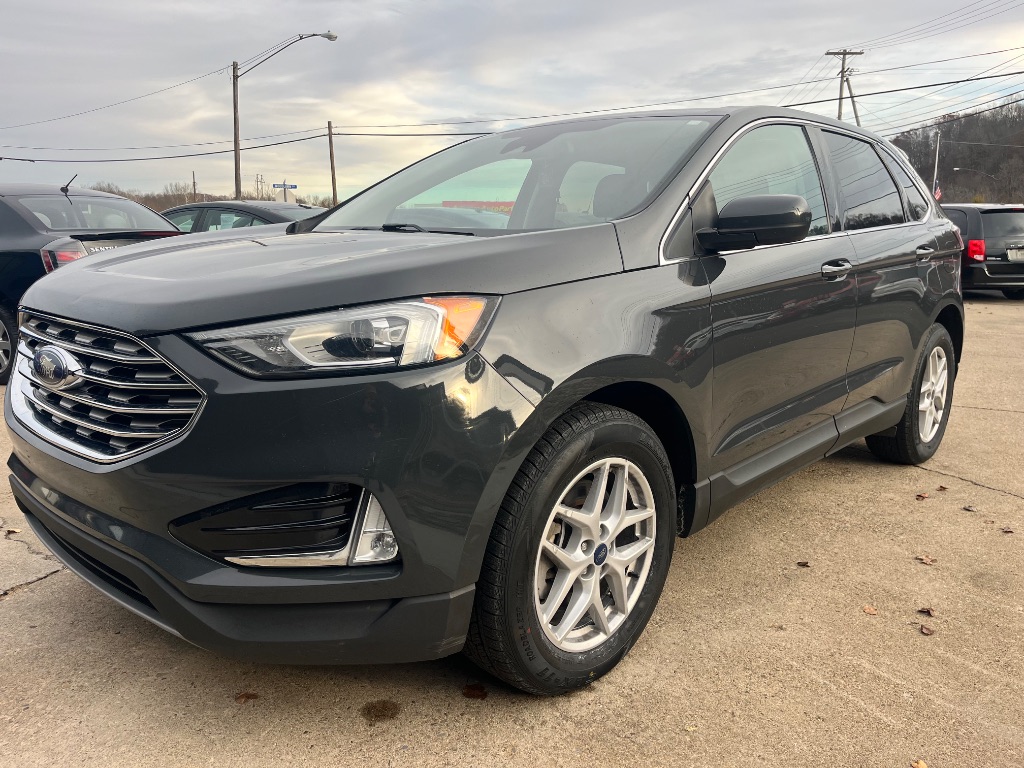 2021 Ford Edge SEL's photo