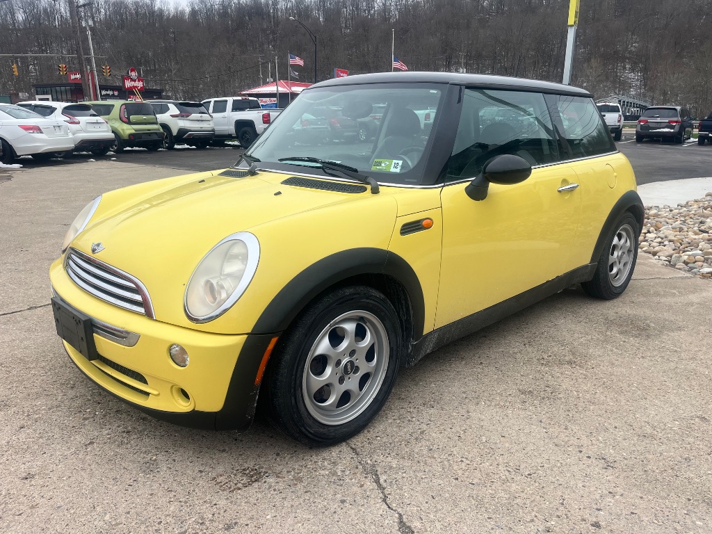 2005 MINI Cooper Base