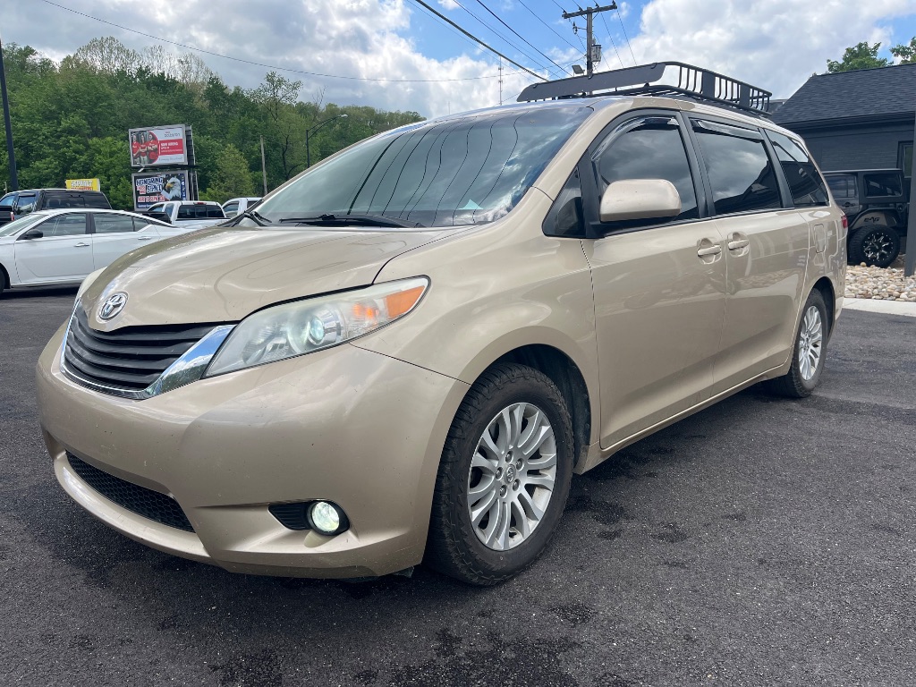 2011 Toyota Sienna XLE