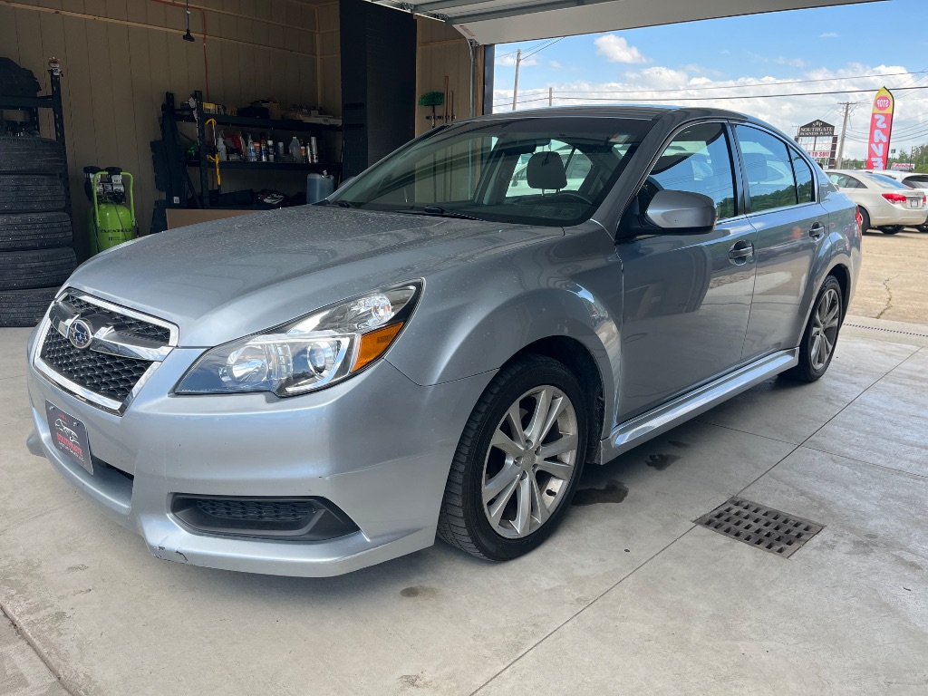 2013 Subaru Legacy 2.5i Premium CVT PZEV's photo