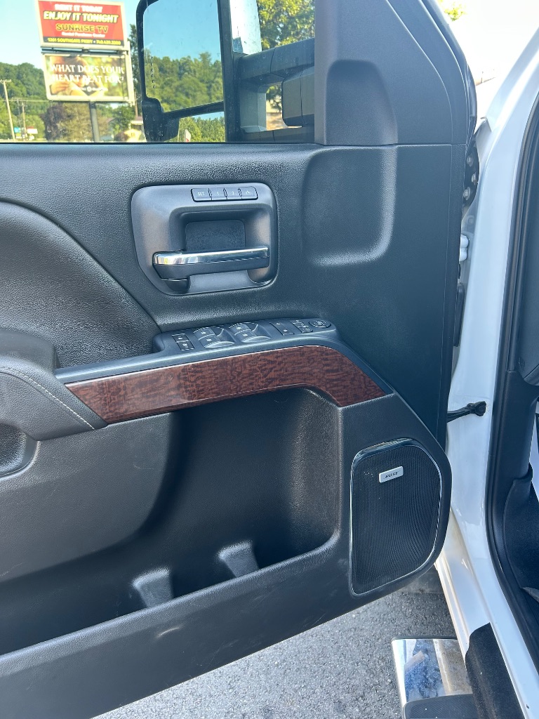 2018 GMC Sierra 1500 SLT - Photo 7