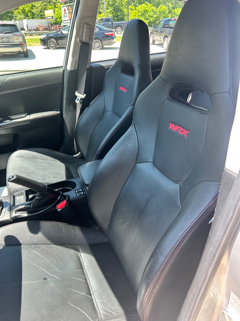 2011 Subaru Impreza WRX - Photo 6