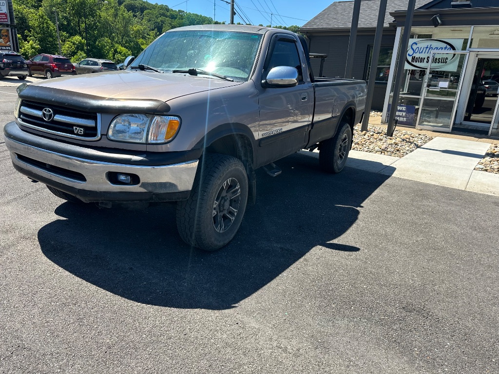 2000 Toyota Tundra SR5 4x4 Regular Cab V8 4AT's photo
