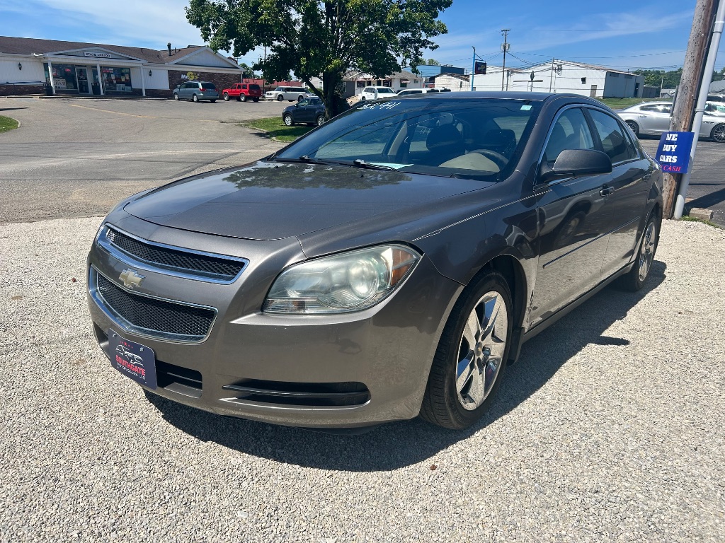 2010 Chevrolet Malibu 1LS's photo