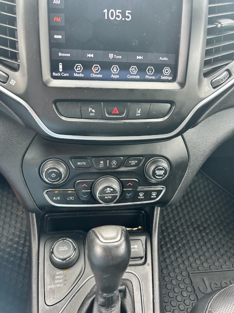 2021 Jeep Cherokee 80TH - Photo 10