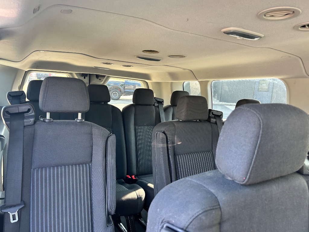 2015 Ford Transit XLT - Photo 6