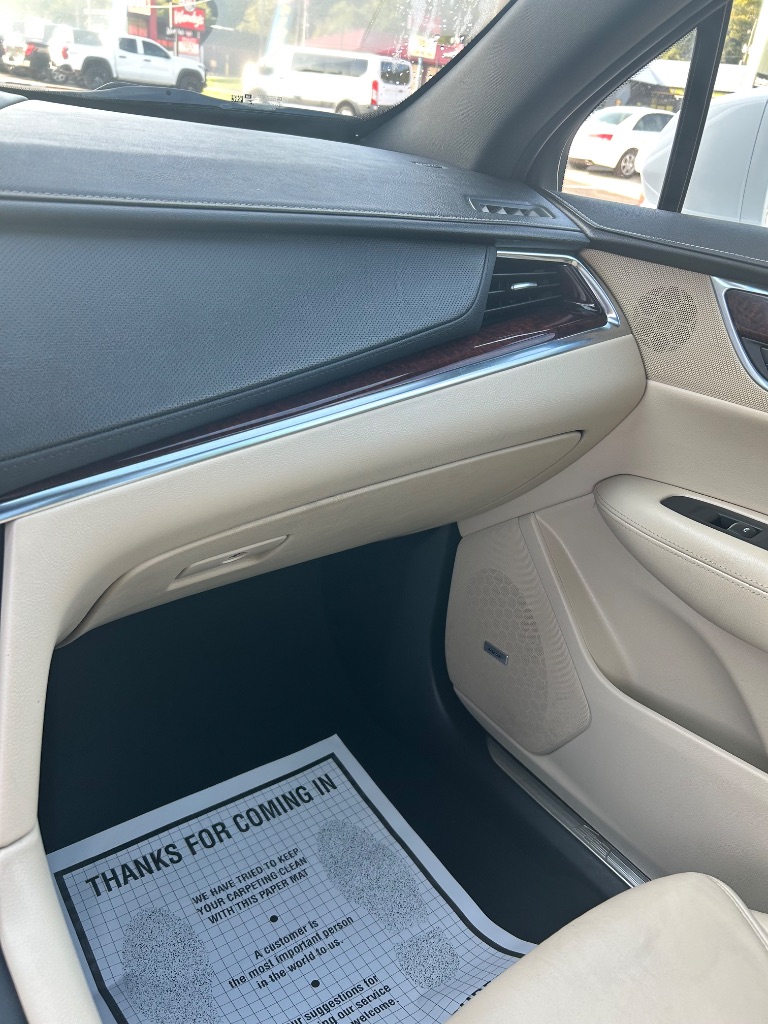 2019 Cadillac XT5 Premium Luxury - Photo 17