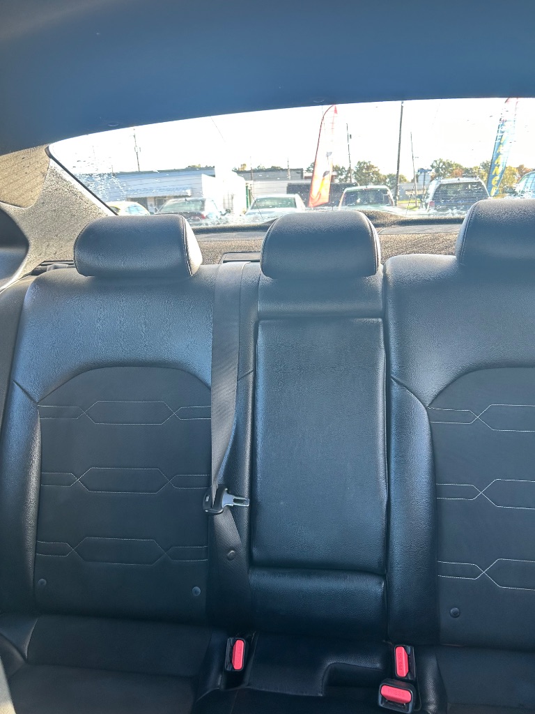 2021 Kia Forte GT-Line - Photo 17