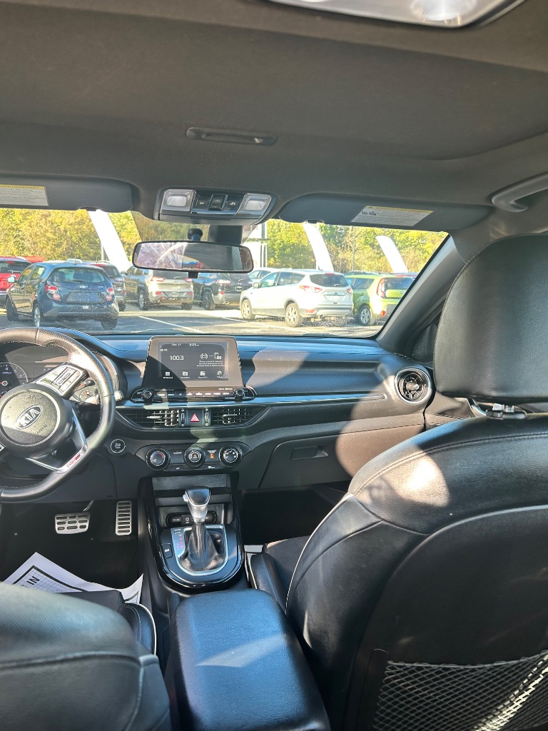2021 Kia Forte GT-Line - Photo 8