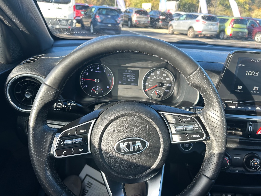 2021 Kia Forte GT-Line - Photo 11