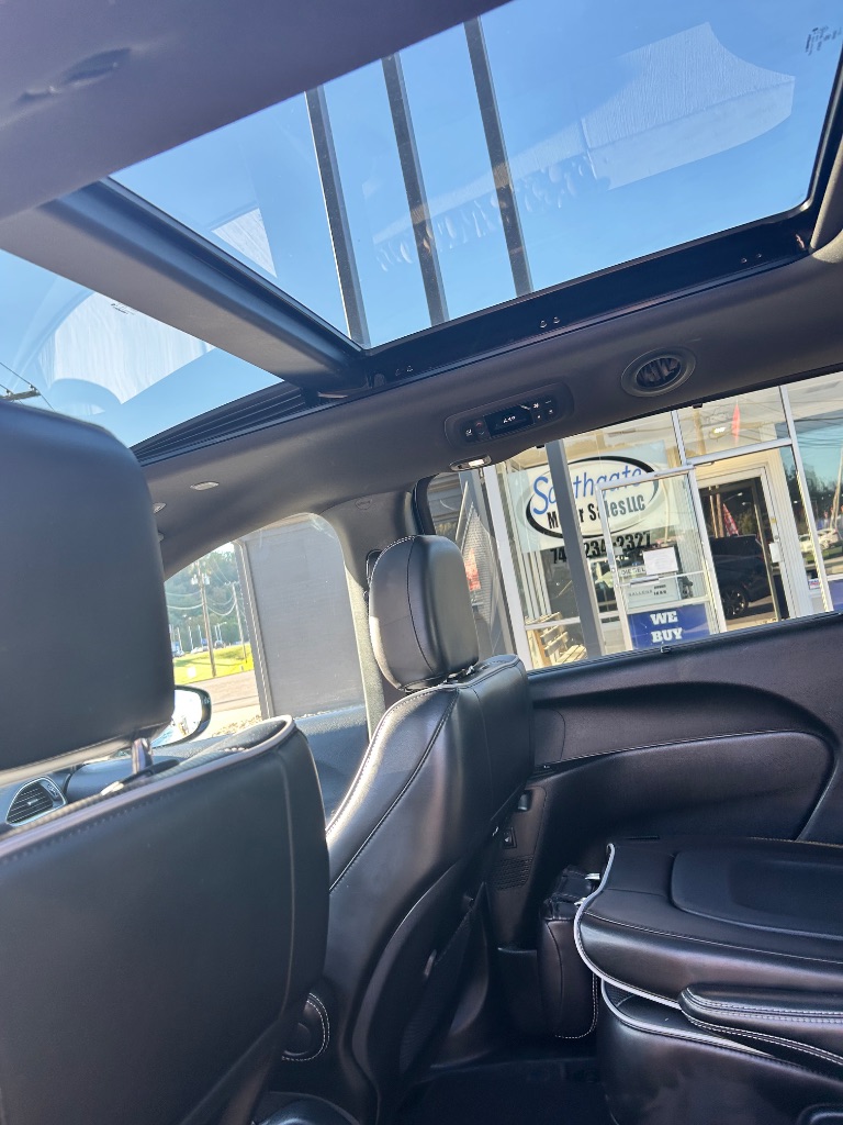 2023 Chrysler Pacifica Limited - Photo 9